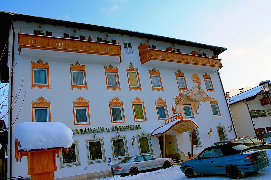 Hotel Garni Almenrausch Und Edelweiss 加爾米施-帕滕基興 外观 照片