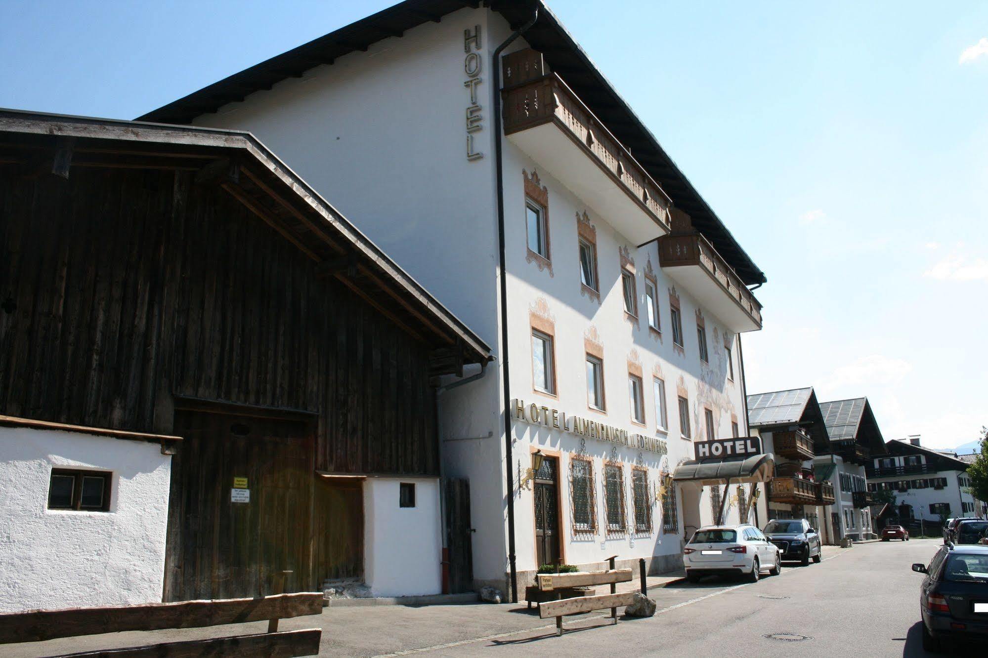 Hotel Garni Almenrausch Und Edelweiss 加爾米施-帕滕基興 外观 照片