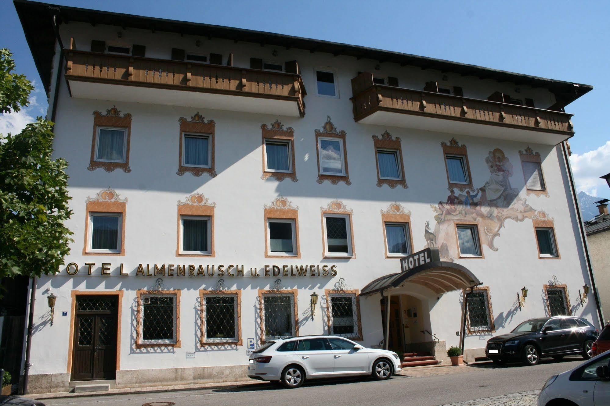 Hotel Garni Almenrausch Und Edelweiss 加爾米施-帕滕基興 外观 照片