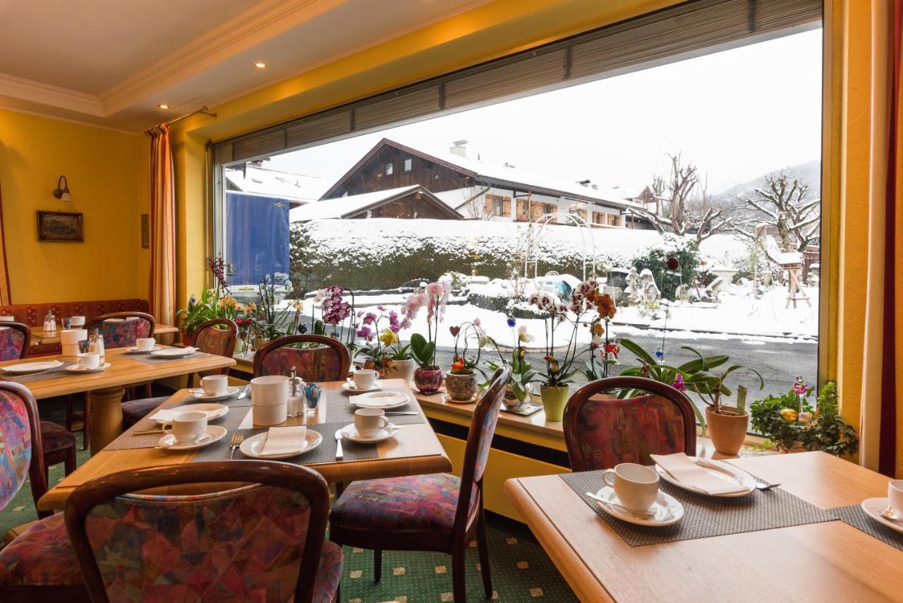 Hotel Garni Almenrausch Und Edelweiss 加爾米施-帕滕基興 外观 照片