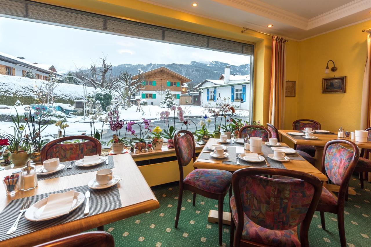 Hotel Garni Almenrausch Und Edelweiss 加爾米施-帕滕基興 外观 照片