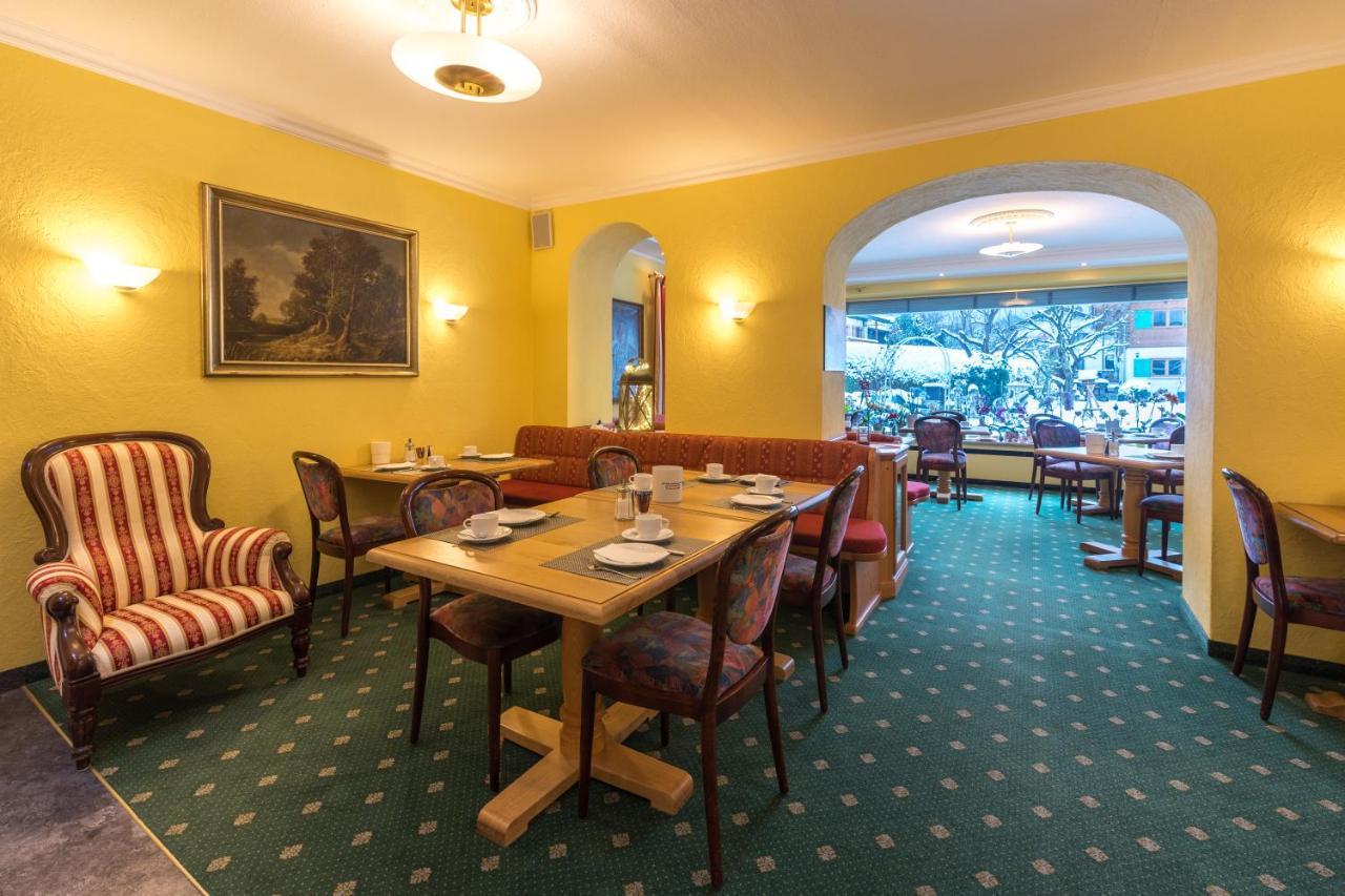 Hotel Garni Almenrausch Und Edelweiss 加爾米施-帕滕基興 外观 照片